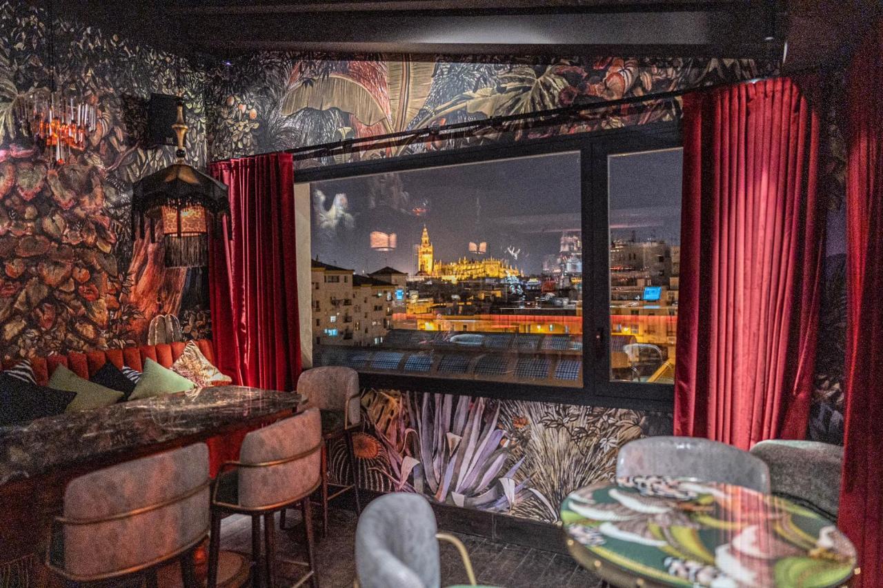 Hotel Lobby Севилья Экстерьер фото Restaurant "La Cueva de San Telmo"