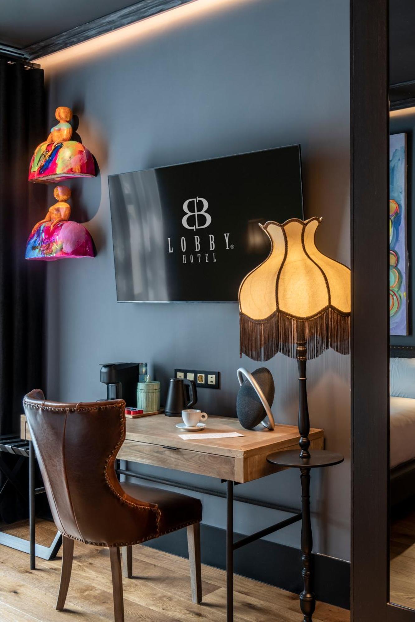 Hotel Lobby Севилья Экстерьер фото